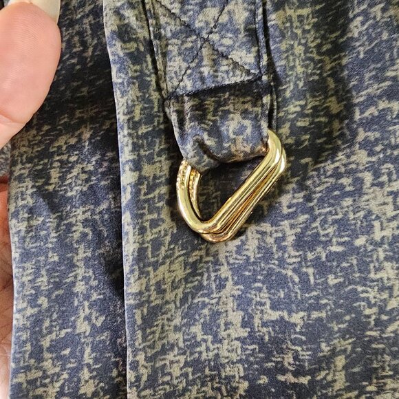 Michael Kors Green long Sleeved Women's  Blouse adjustable sleeves size PS - Picture 6 of 13